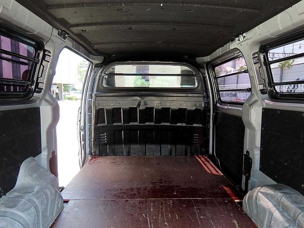 HYUNDAI Starex 2015 Gris - Importación desde Corea - HF Imports Iquique - Foto 17