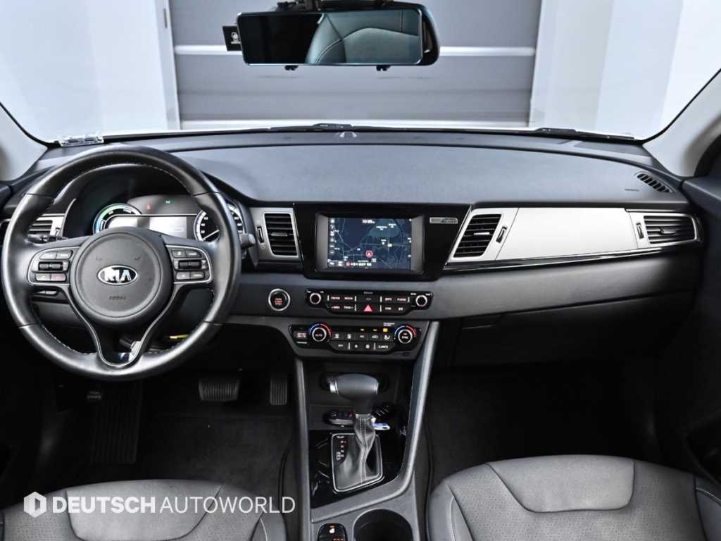 KIA Niro - Vista 9