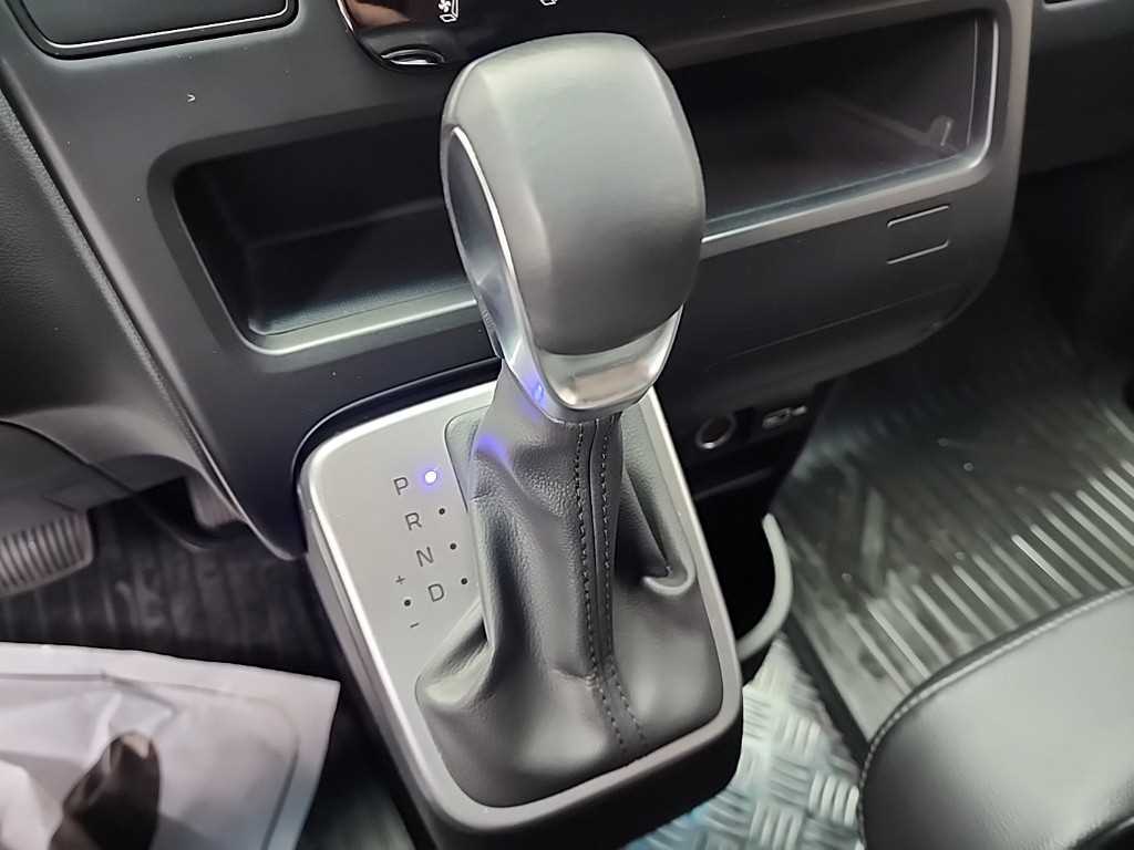 HYUNDAI Staria 2023 Gris - Importación desde Corea - HF Imports Iquique - Foto 16