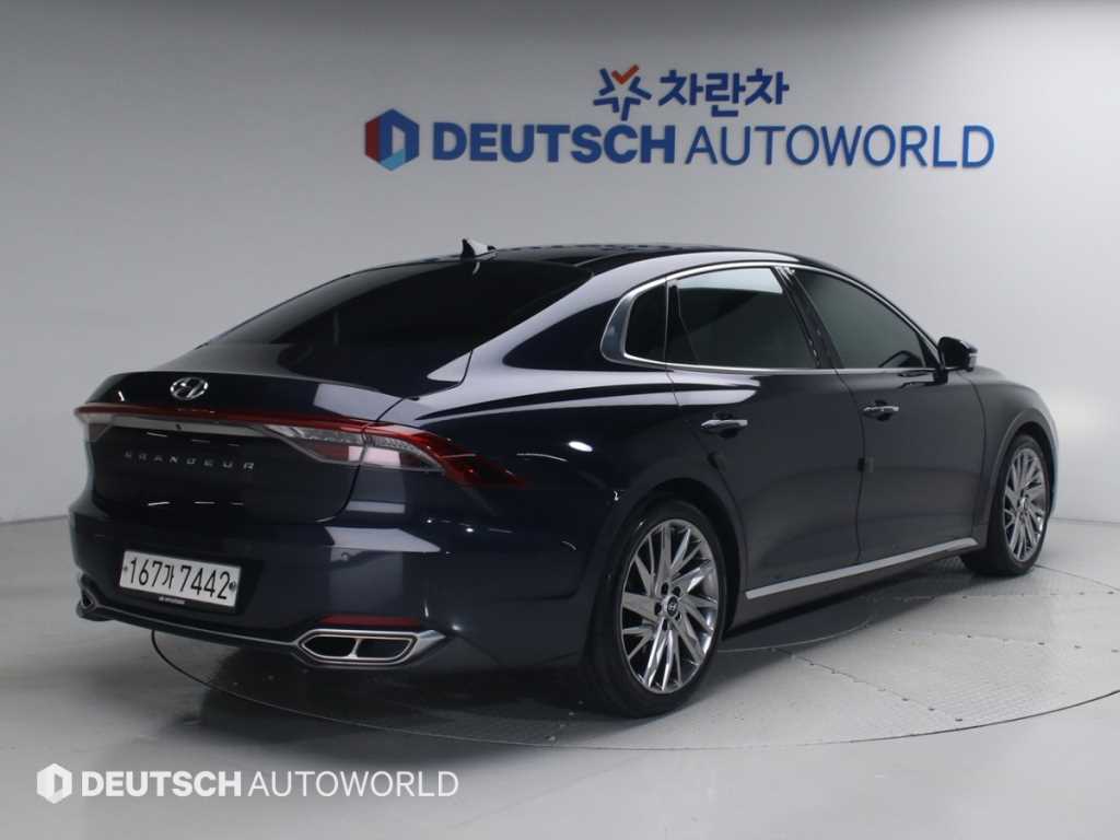 HYUNDAI Grandeur - Vista 2