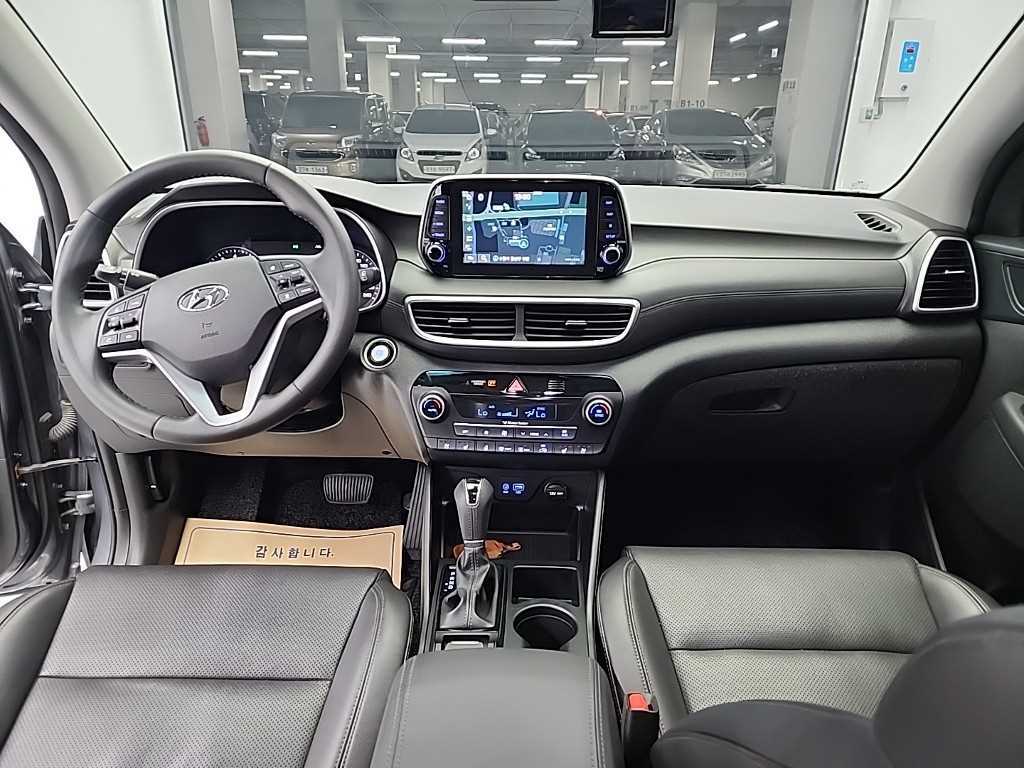 HYUNDAI Tucson - Vista 9