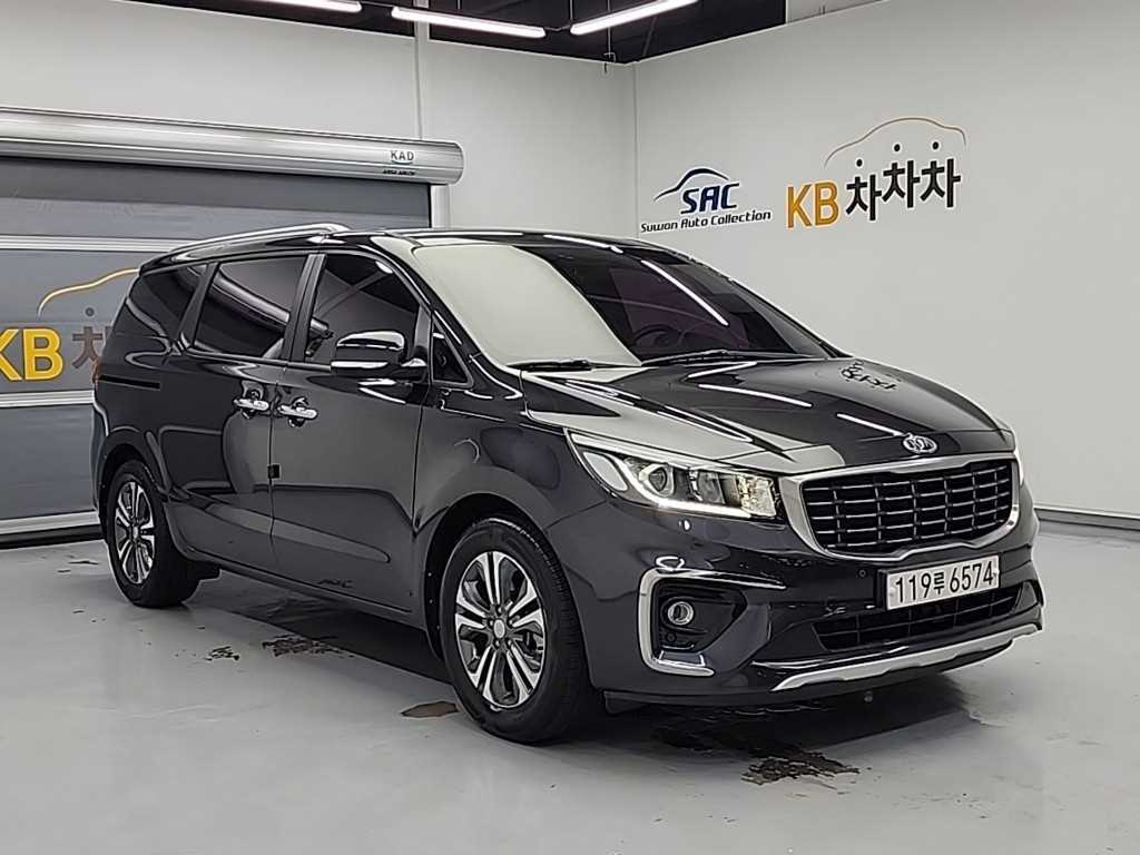 KIA Carnival - Vista 6