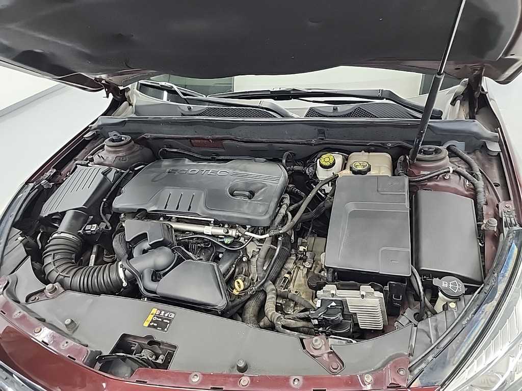 Chevrolet Malibu - Vista 7