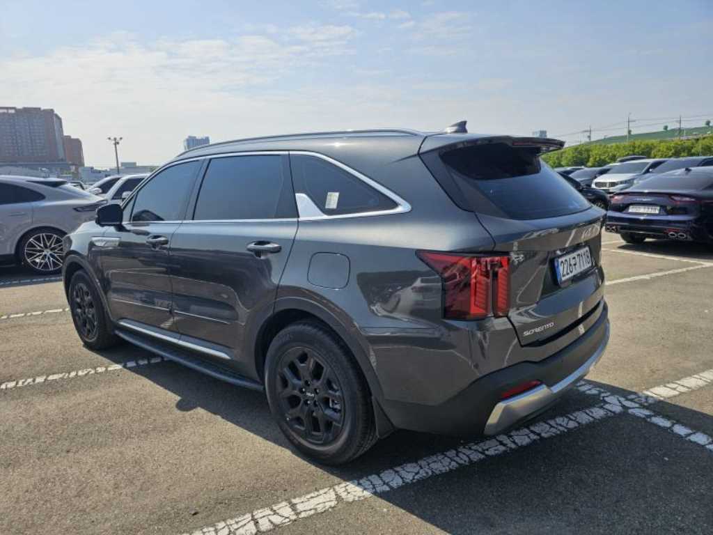 KIA Sorento - Vista 8