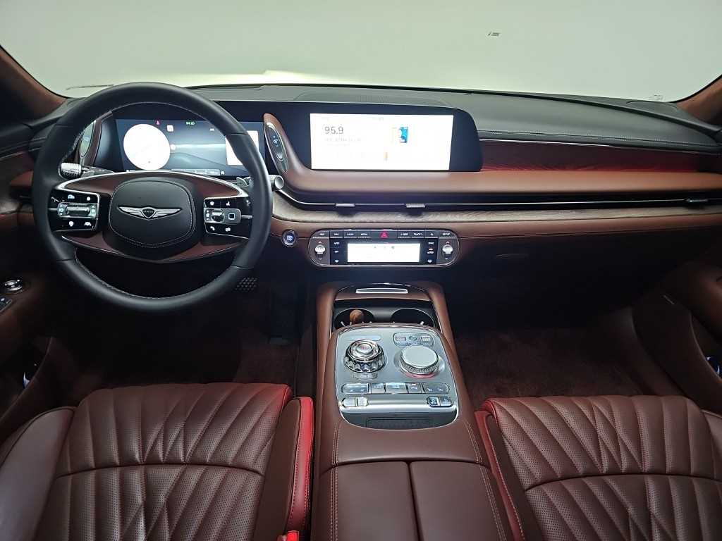 Genesis G90 - Vista 9
