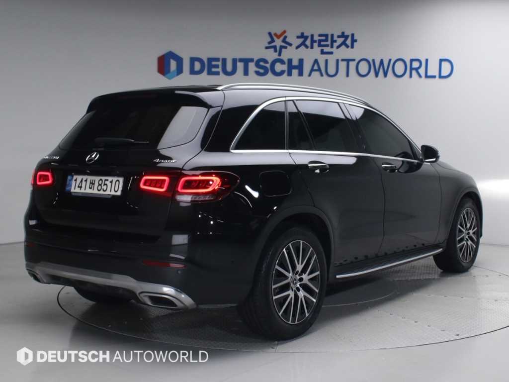 Mercedes Benz GLC Class - Vista 2