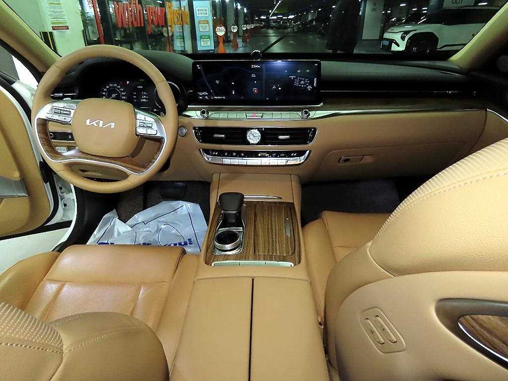 KIA K9 - Vista 12