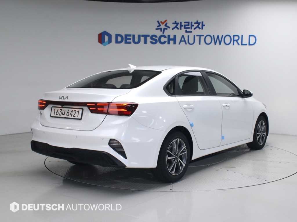 KIA K3 - Vista 2