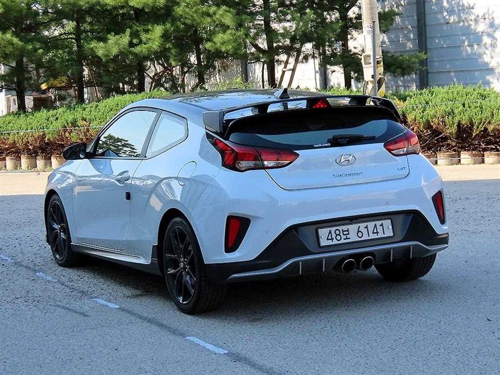 HYUNDAI Veloster - Vista 3