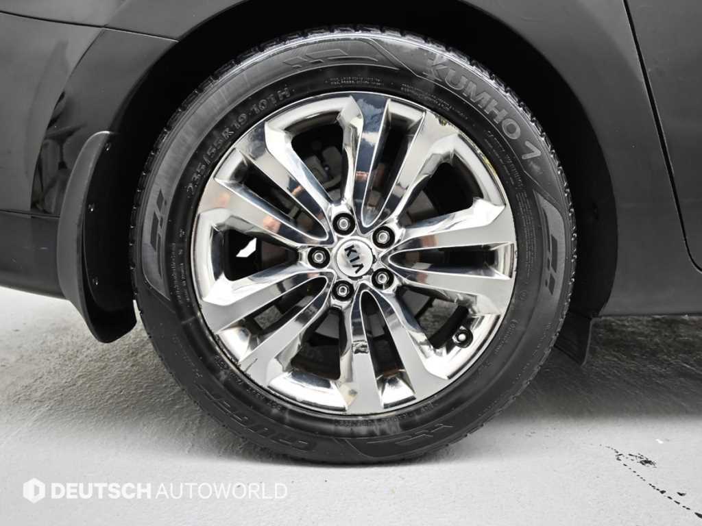 KIA Carnival - Vista 7