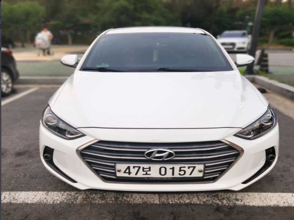 HYUNDAI Avante 2016 Blanco - Importación desde Corea - HF Imports Iquique - Foto 1