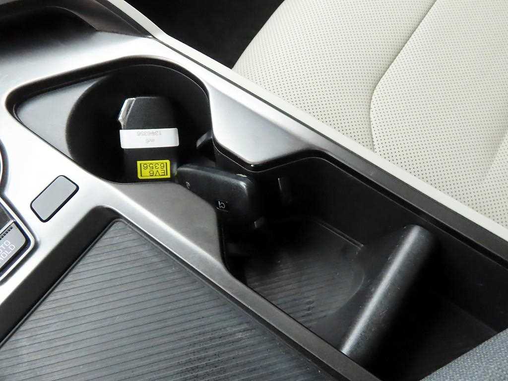 KIA EV6 2022 Blanco - Importación desde Corea - HF Imports Iquique - Foto 15