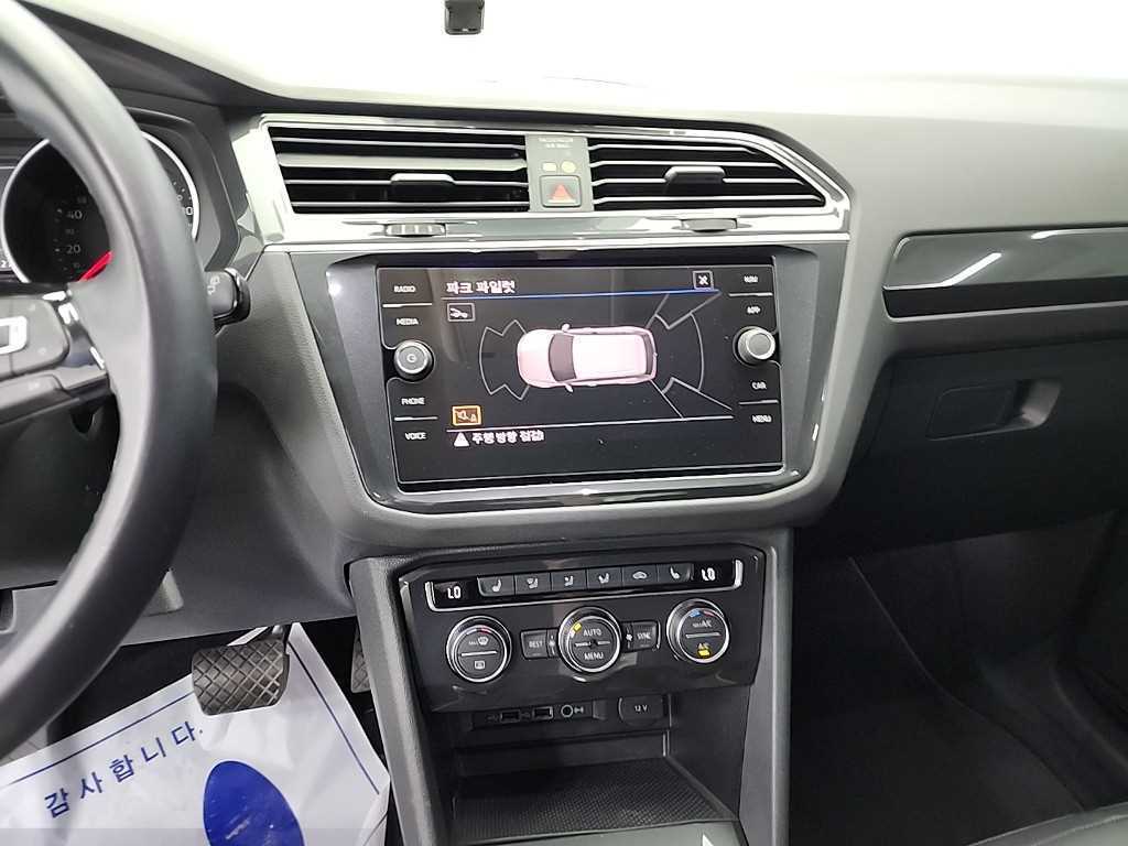 Volkswagen Tiguan - Vista 12
