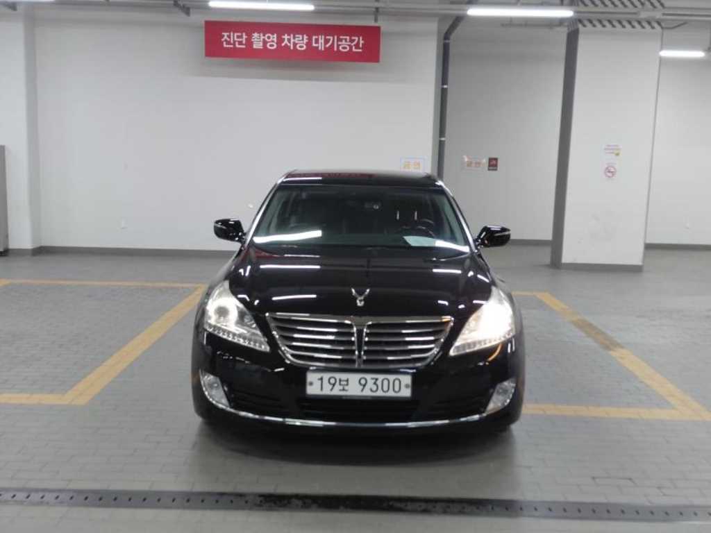 HYUNDAI Equus - Vista 3
