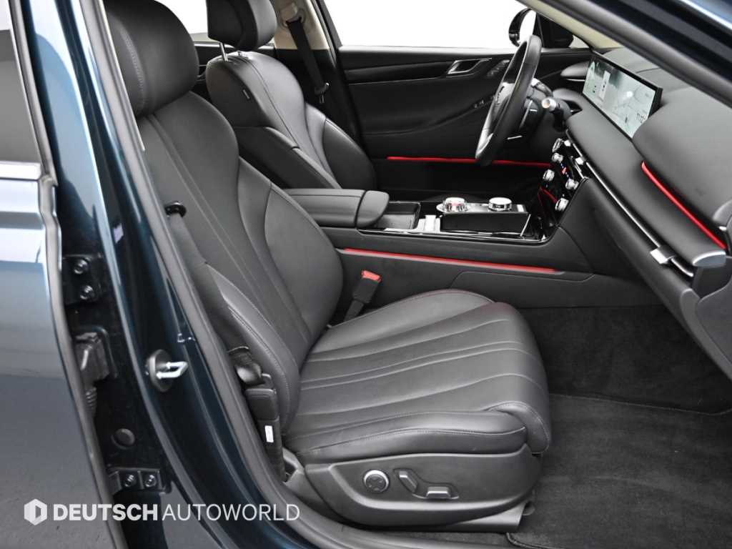 Genesis G80 - Vista 12