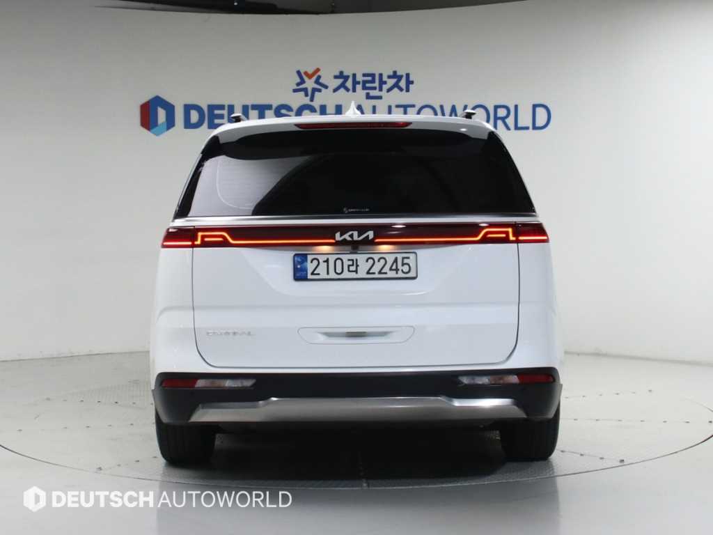 KIA Carnival - Vista 6