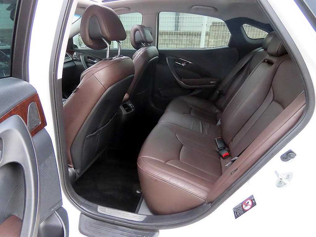 HYUNDAI Grandeur - Vista 6