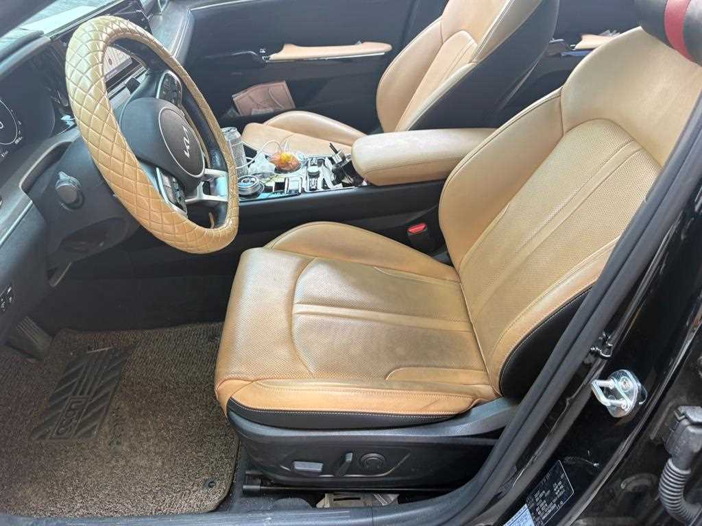 KIA K5 - Vista 8