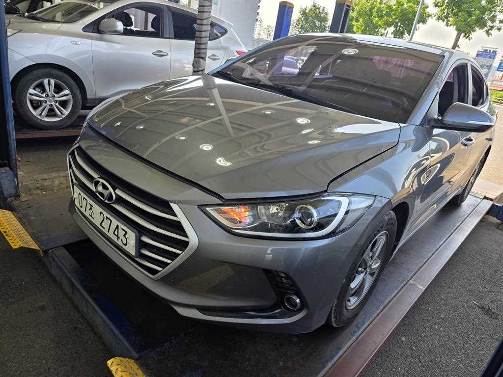 HYUNDAI Avante 2017 Gris - Importación desde Corea - HF Imports Iquique - Foto 1