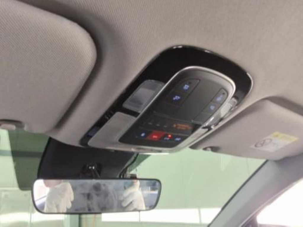 HYUNDAI Santa Fe - Vista 6