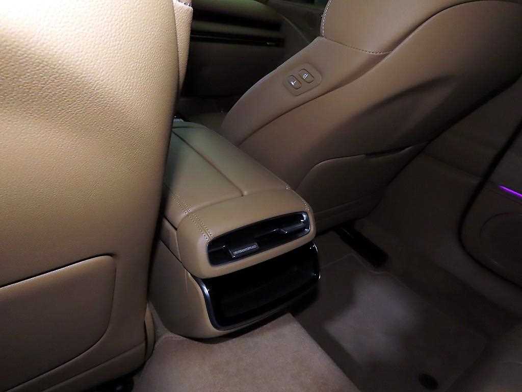 Genesis G80 2026 Blanco - Importación desde Corea - HF Imports Iquique - Foto 17