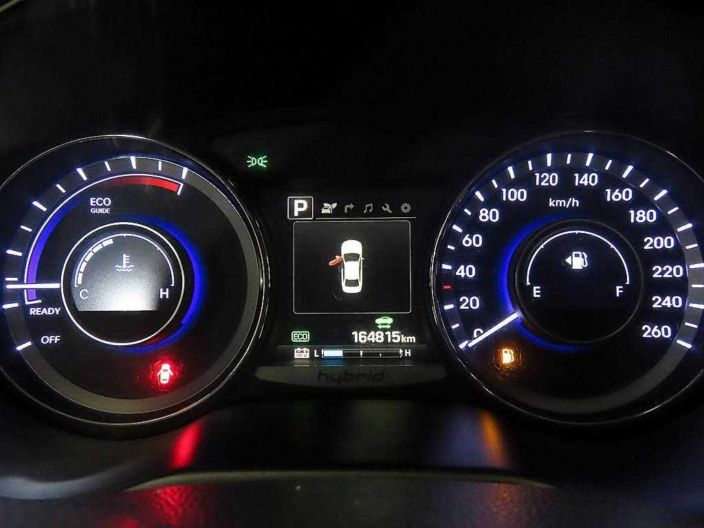 HYUNDAI Grandeur - Vista 11