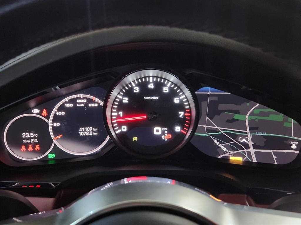 Porsche Cayenne - Vista 12