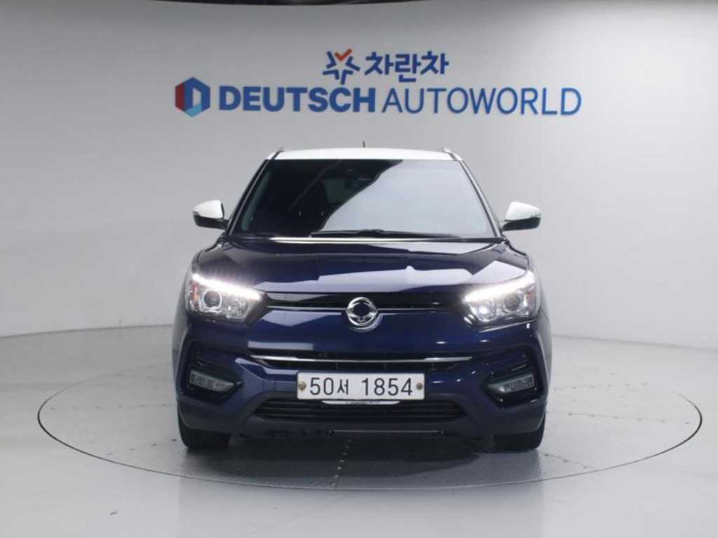 Ssangyong Tivoli - Vista 2
