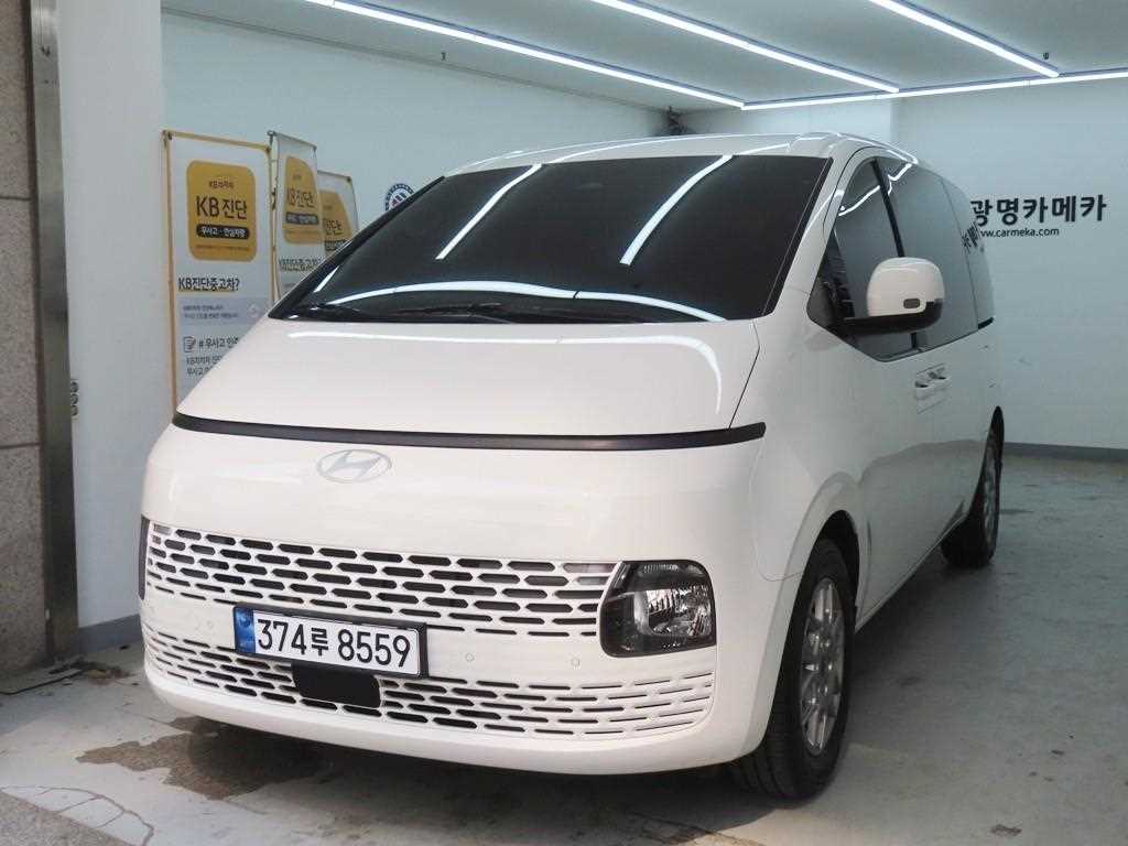 HYUNDAI Staria - Vista 2