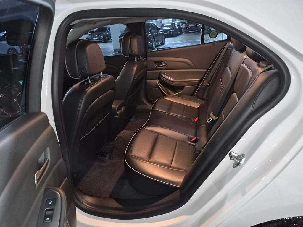 Chevrolet Malibu - Vista 9