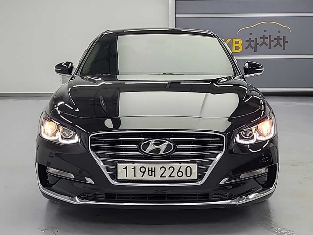HYUNDAI Grandeur - Vista 2
