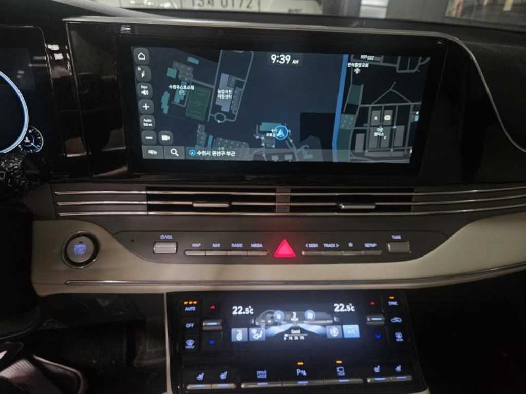 HYUNDAI Grandeur - Vista 7