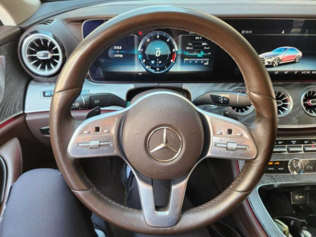 Mercedes Benz CLS Class - Vista 8