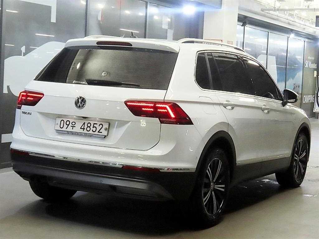 Volkswagen Tiguan - Vista 6