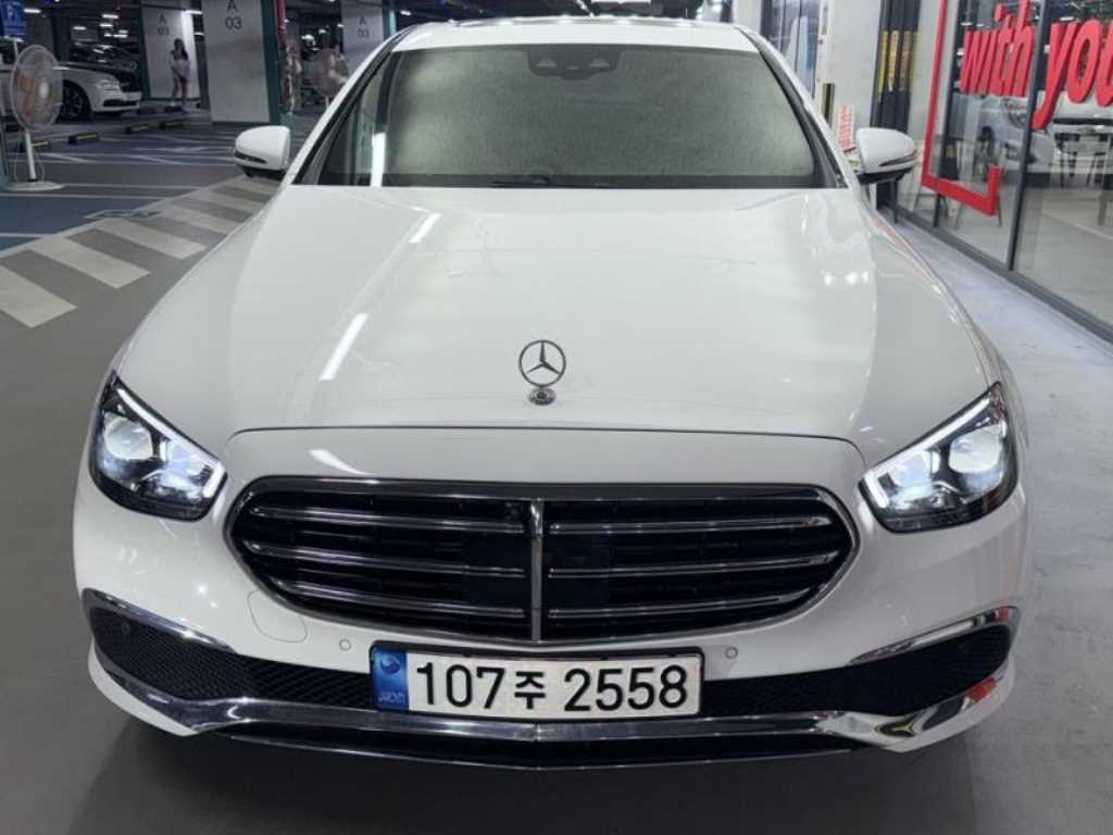 Mercedes Benz E class 2023 - Importación desde Corea - HF Imports Iquique - Foto 1