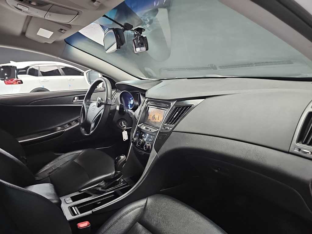 HYUNDAI Sonata 2012 Blanco - Importación desde Corea - HF Imports Iquique - Foto 19