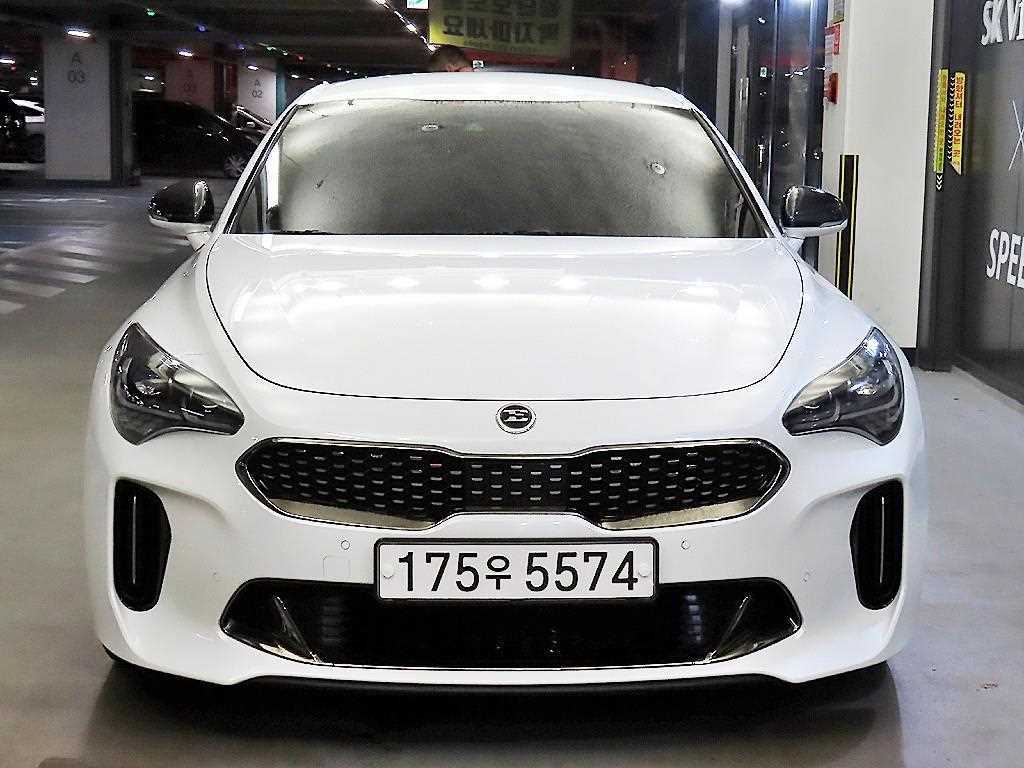 KIA Stinger - Vista 2