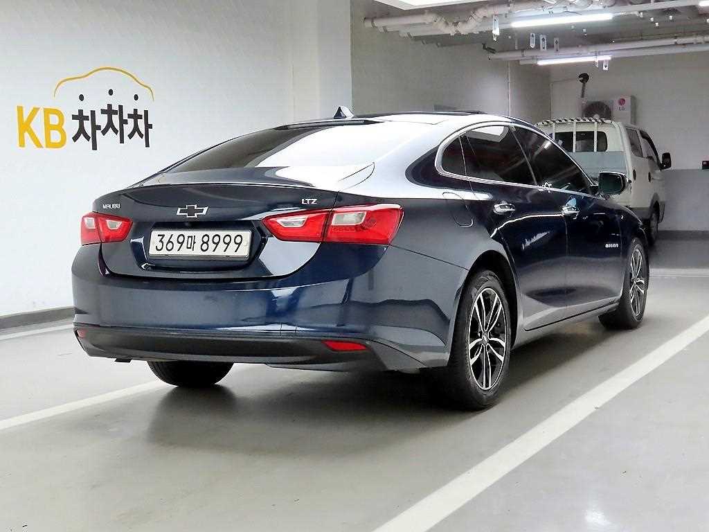 Chevrolet Malibu - Vista 6