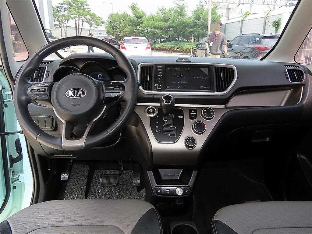KIA Ray - Vista 9