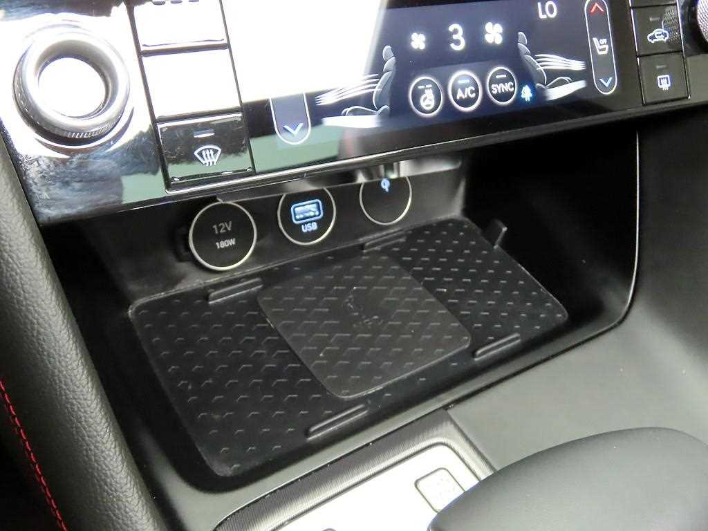Genesis G70 - Vista 12