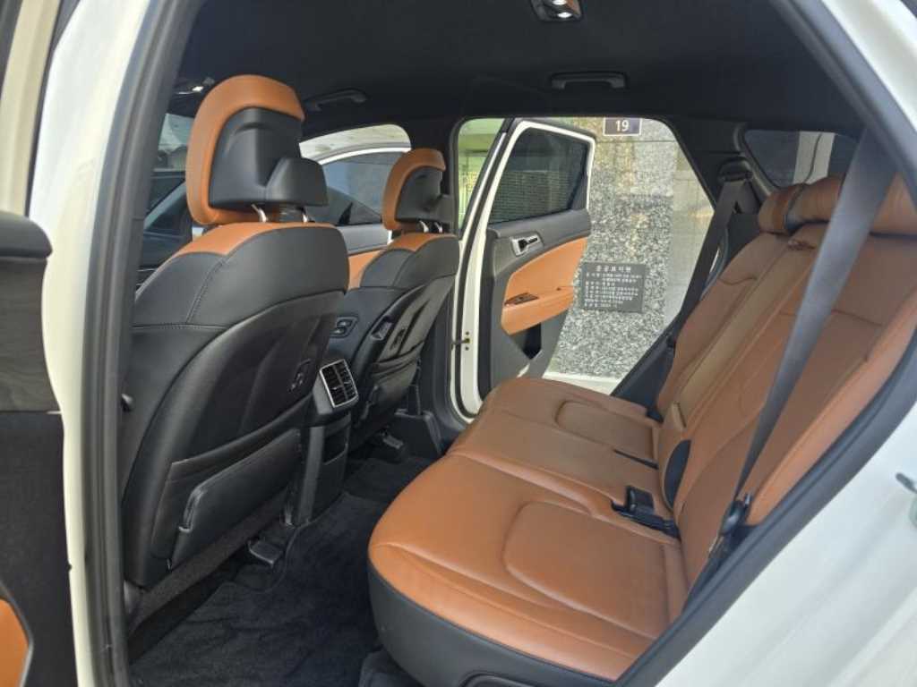 KIA Sportage - Vista 11