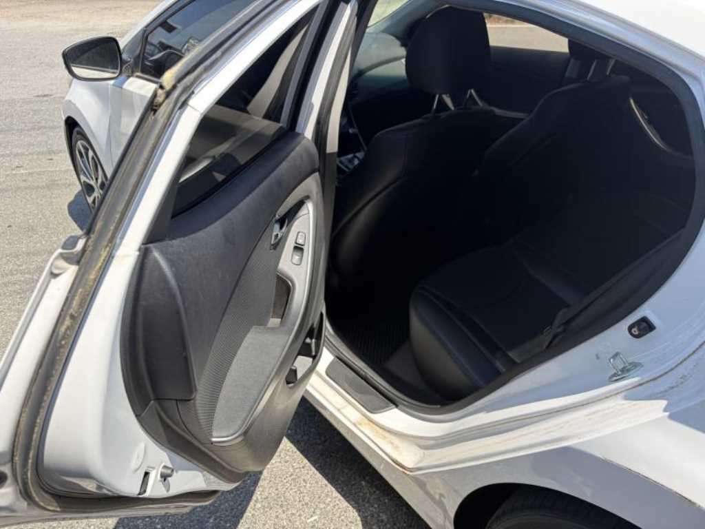 HYUNDAI Avante 2013 Blanco - Importación desde Corea - HF Imports Iquique - Foto 17