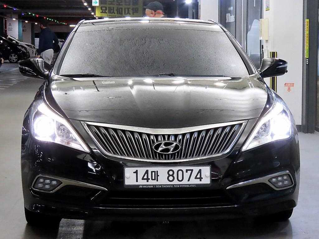 HYUNDAI Grandeur - Vista 2