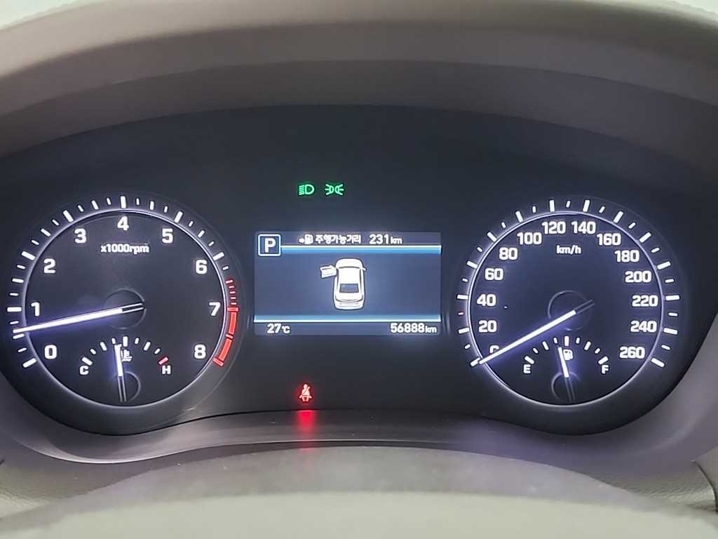 Genesis G80 - Vista 8