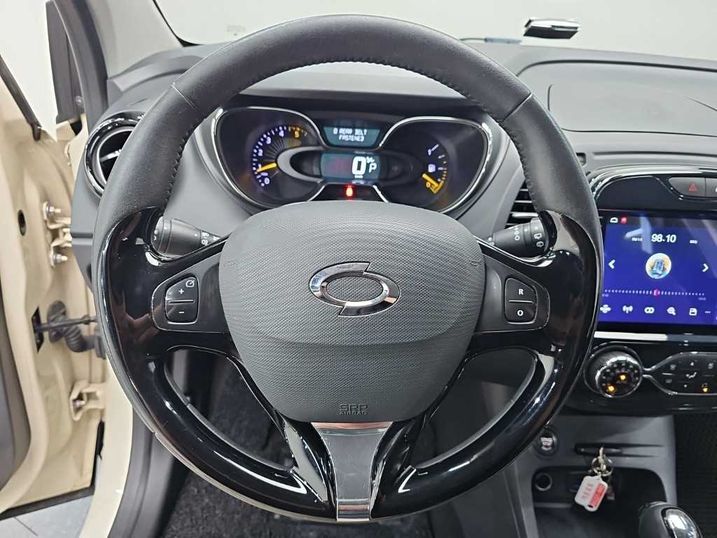 SAMSUNG QM3 - Vista 11