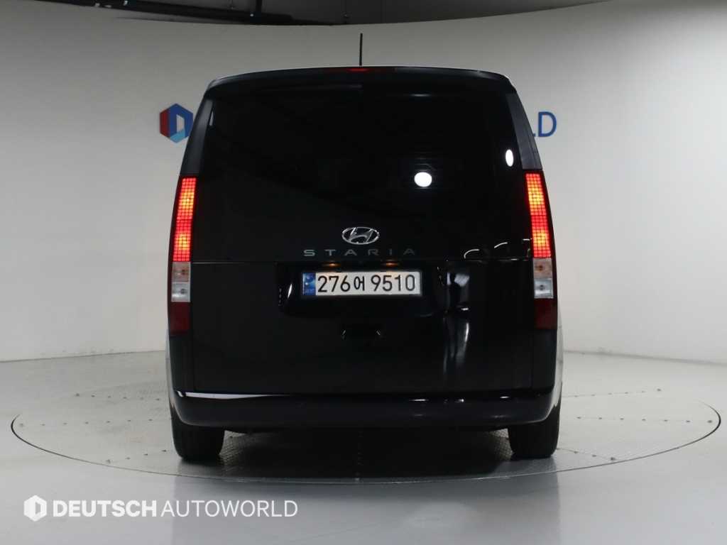 HYUNDAI Staria - Vista 6