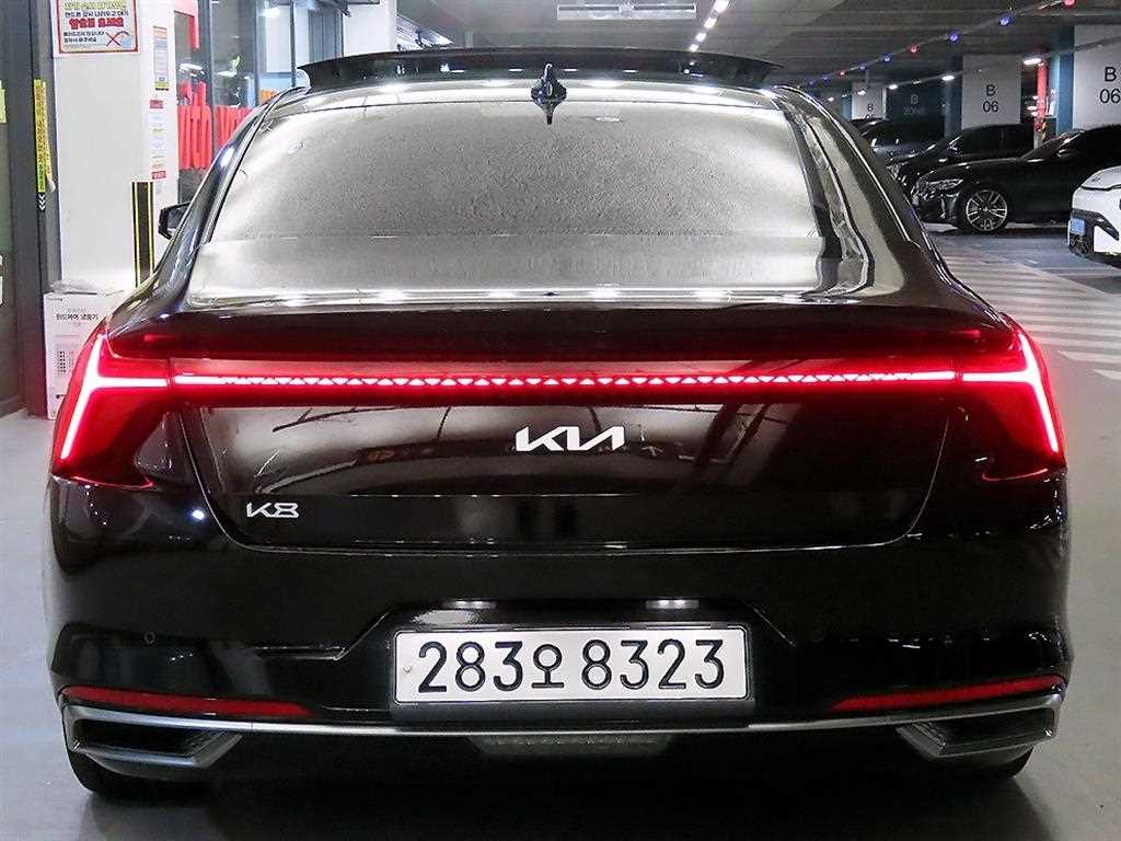 KIA K8 - Vista 7
