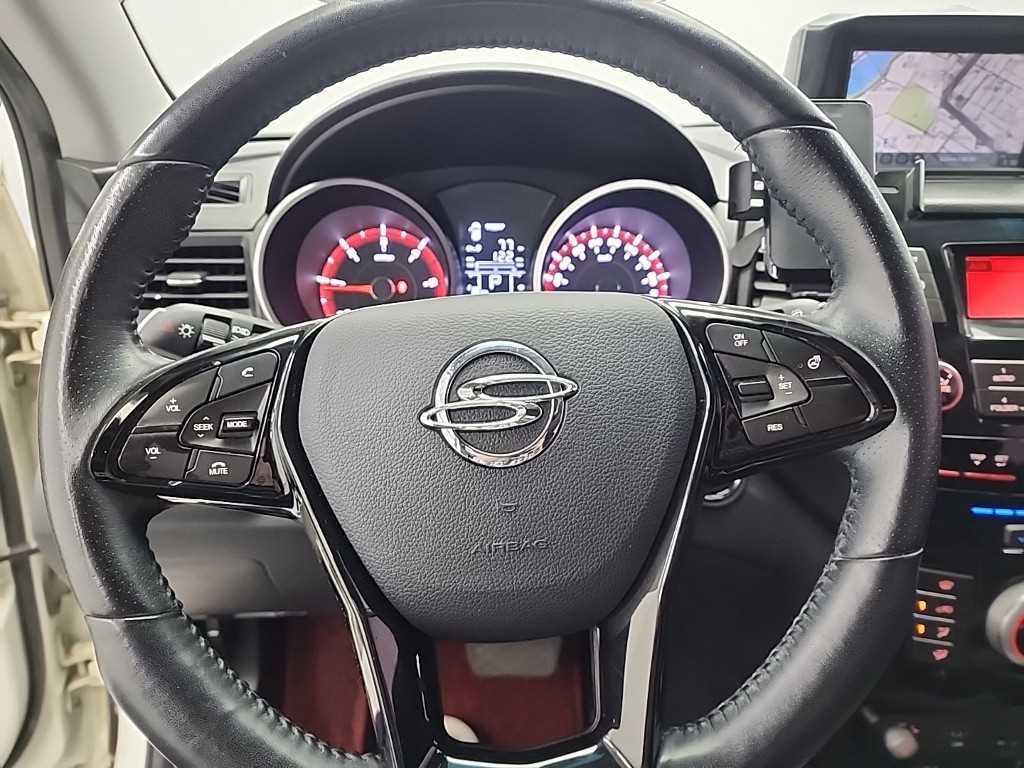 Ssangyong Tivoli - Vista 11
