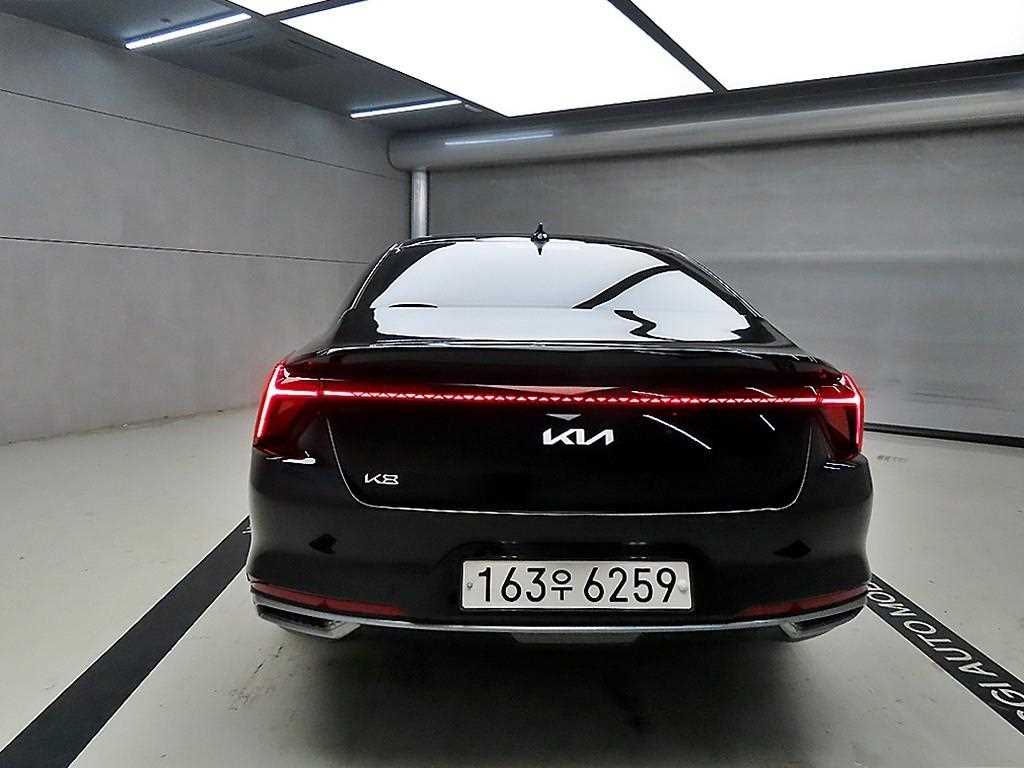 KIA K8 - Vista 3