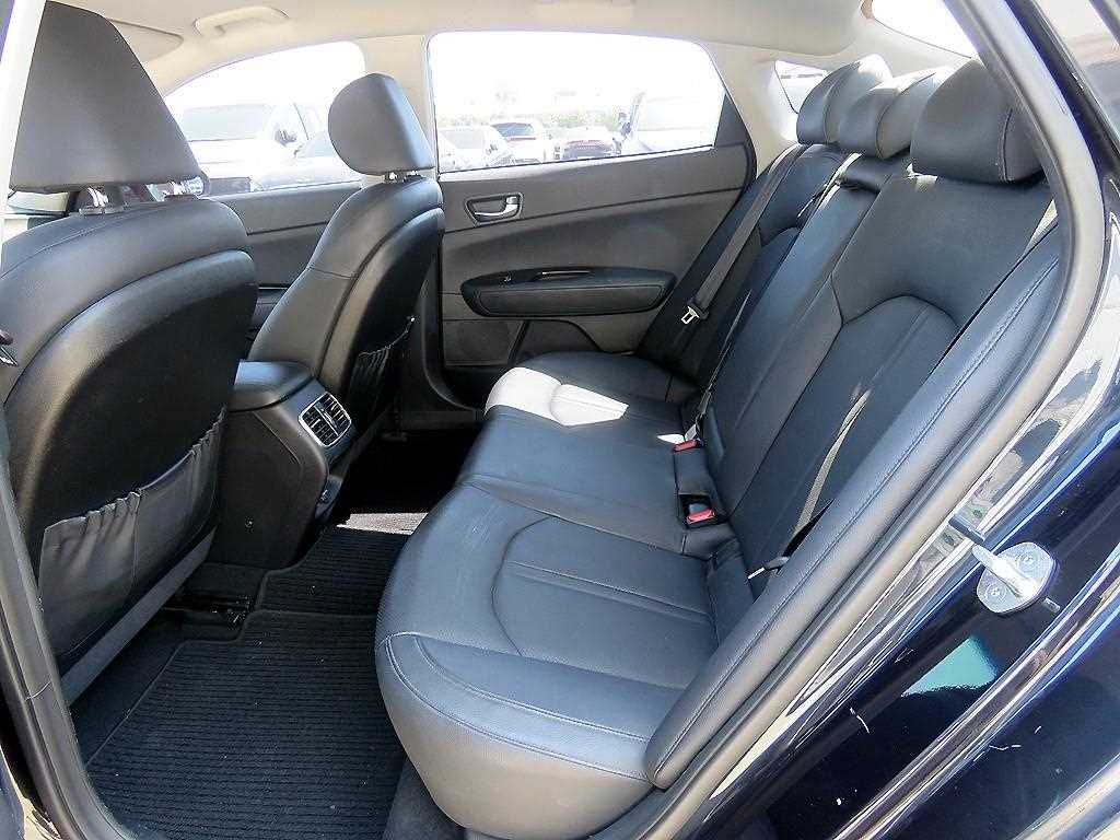 KIA K5 - Vista 8